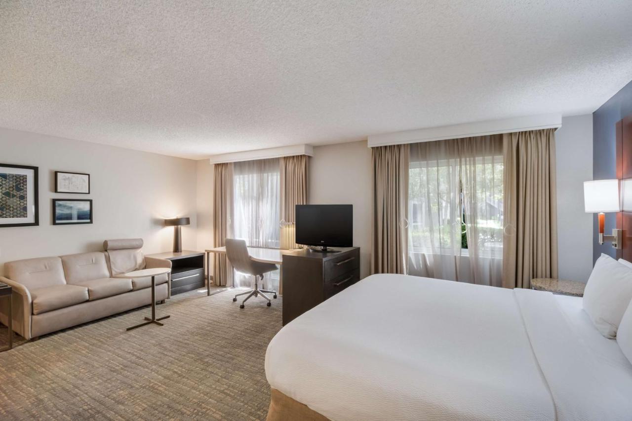 Sonesta Es Huntington Hotel 3*