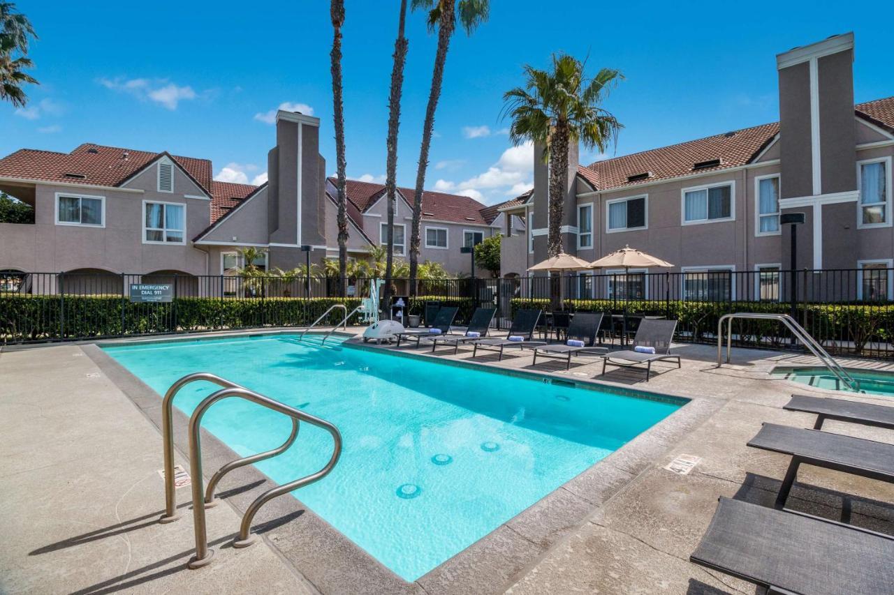 Sonesta Es Huntington Hotel 3*